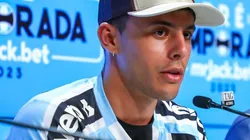 Carballo era titular do Grêmio