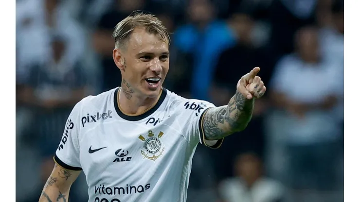 Foto: Marcello Zambrana/AGIF - Róger Guedes passou em branco contra a Inter de Limeira