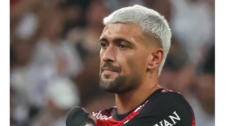 Agif/Marcello Zambrana - Arrascaeta vê colega brilhar no Cariocão
