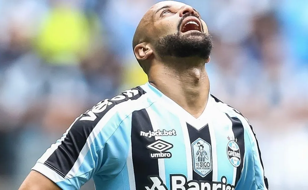 Thaciano –
Foto: Pedro H. Tesch/AGIF