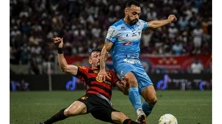 Kely Pereira/AGIF - Fortaleza e Sport decidiram a Copa do Nordeste ano passado