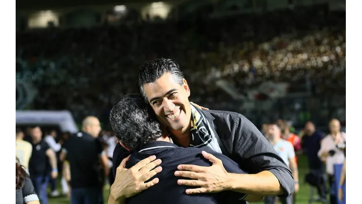 Bracks adota método ‘inusitado’ empréstimo no Vasco da Gama