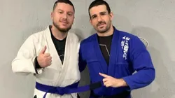 Felipe Phil recebeu a faixa azul no jiu jitsu e traçou paralelo da luta com o baralho (Foto: Reprodução Instagram oficial Felipe Phil @felipephil)