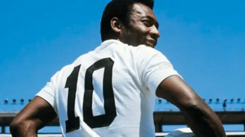 Foto capa: Foto: Divulgação/Santos FC – Muitos jogadores já usaram a camisa que um dia foi de Pelé