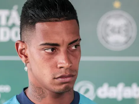 Manga fica em ‘segundo plano’ e torcedores do Coritiba enaltecem meio-campista