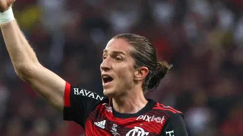 Agif/Marcello Zambrana - Substituto de Filipe Luís ganha força