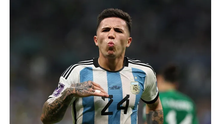 Foto: Dean Mouhtaropoulos/Getty Images - Enzo Fernández deve ser negociado com algum clube da Premier League.