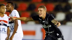 Foto: Thiago Calil/AGIF - Léo Naldi é alvo de clubes no mercado da bola