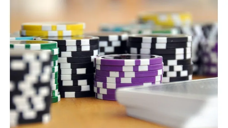 O poker pode ajudar muito nos negócios na bolsa de valores (Foto: Reprodução/Pixabay)