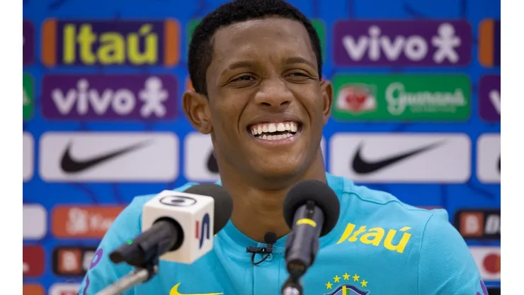 Lucas Figueiredo/CBF - Danilo vira assunto no Palmeiras