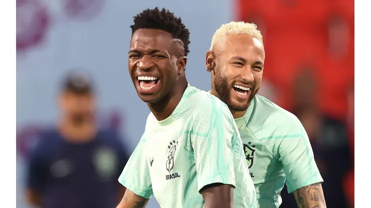 Foto: Alexander Hassenstein/Getty Images | Neymar e Vini Jr