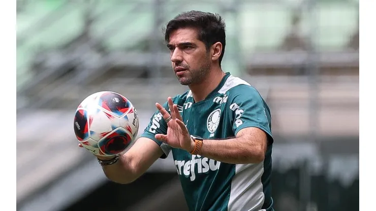 Foto: Cesar Greco/Palmeiras/Divulgação - Abel Ferreira: técnico ganhou reforço caseiro no Verdão