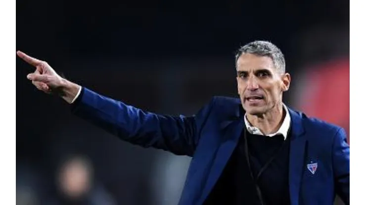 Marcelo Endelli/Getty Images - Juan Pablo Vojvoda renovou com o Fortaleza em 2023
