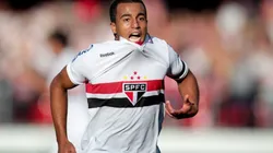 Lucas Moura com a camisa do São Paulo - Foto: Site oficial do São Paulo