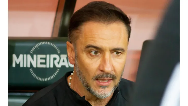 "Vítor Pereira está encantado"; Reserva brilha em treino e pode ganhar chance no Fla
