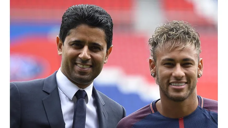 Foto: Aurelien Meunier/Getty Images - Nasser Al-Khelaifi e Neymar