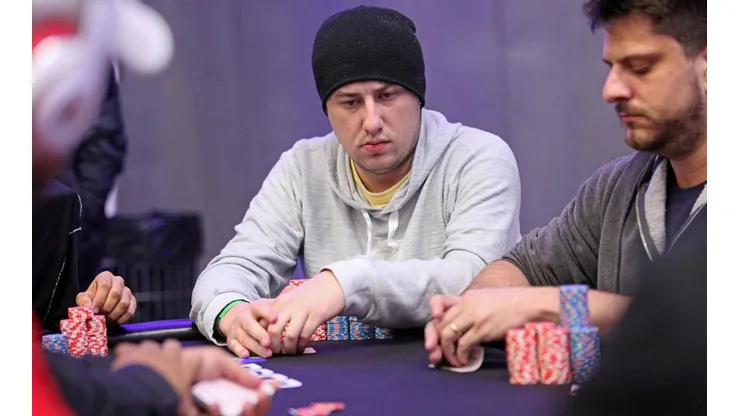 Gabriel Schroeder arrumou bela premiação no poker online (Foto: Luis Bertazini/BSOP)