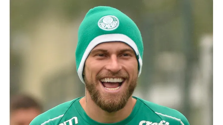 Foto: Bruno Ulivieri/AGIF - Lucas Lima pode jogar longe do Palmeiras.