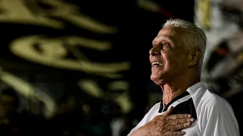 Thiago Ribeiro/AGIF. Roberto Dinamite é reverenciado ao redor do mundo