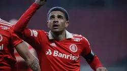 Foto: Maxi Franzoi/AGIF - Taison deixou o Internacional