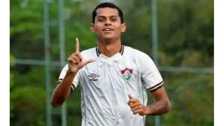 Foto: Reprodução/Fluminense - Luan Brito, jogador da base do Fluminense