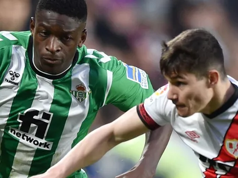 Luiz Henrique copia gol de Messi e recebe prêmio da La Liga