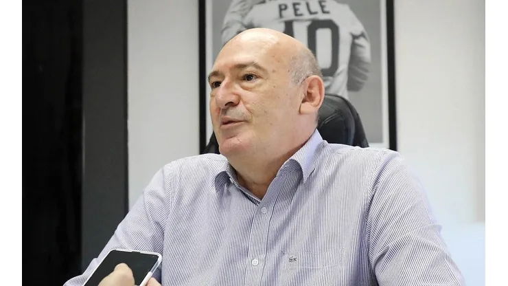 Rueda parte para medida extrema que acelera ‘limpa’ no elenco do Santos