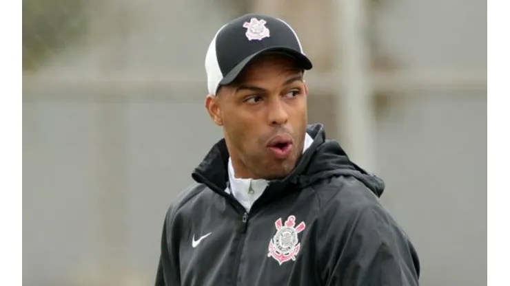Foto: Rodrigo Coca/Agência Corinthians - Chegada de Lázaro pode mudar os planos de um reserva.