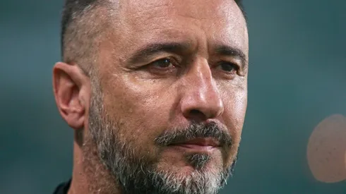 Foto: Gabriel Machado/AGIF - Vítor Pereira tem conhecimento da situação do goleiro Hugo, alvo de japoneses