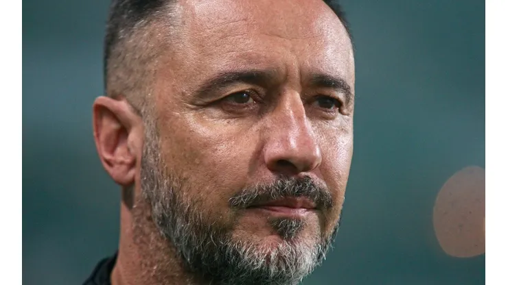 Foto: Gabriel Machado/AGIF - Vítor Pereira tem conhecimento da situação do goleiro Hugo, alvo de japoneses
