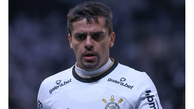 Foto: Marcello Zambrana/AGIF - Fagner é vice-líder em assistências no Timão no século XXI
