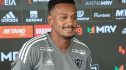 Foto: Flickr do Atlético Mineiro - Edenílson em apresentação no Atlético.
