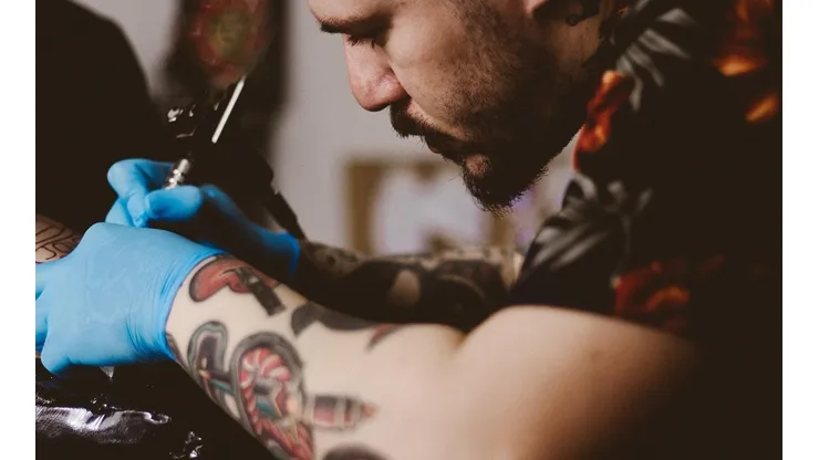 Vários jogadores de poker aproveitam a temática do esporte da mente para fazer tatuagens (Foto: Reprodução/Pixabay)