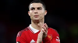 Getty Images/Naomi Baker - Cristiano Ronaldo chega dando dinheiro ao Al-Nassr