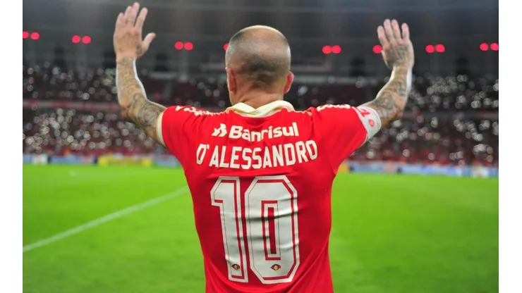 D'Ale se despedindo do Beira-Rio, em uma noite emocionante no Clube do Povo - Foto: Flickr Oficial Sport Club Internacional