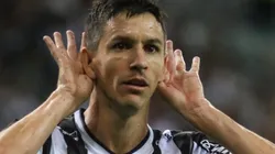 Jogador tem o futuro incerto - Foto: Fernando Moreno/AGIF.