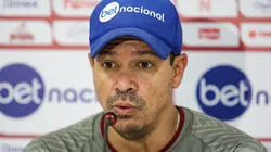 Foto: Rafael Vieira/AGIF - Dado Cavalcanti só tem um centroavante em seu elenco