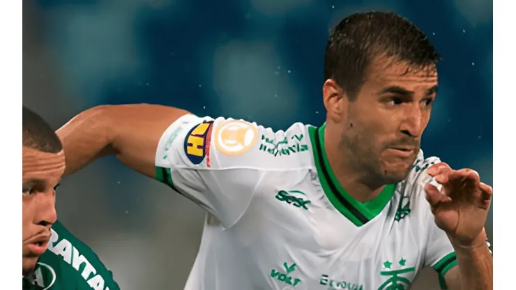 Foto: Gil Gomes/AGIF - Raúl Cáceres deixou o América/MG