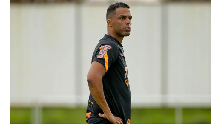 Foto: Rodrigo Coca/Agência Corinthians/Divulgação - Fernando Lázaro: técnico conta com a dupla para 2023