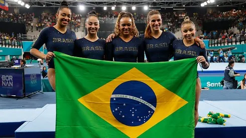 Equipe feminina de ginástica artística é favorita a medalha em Paris