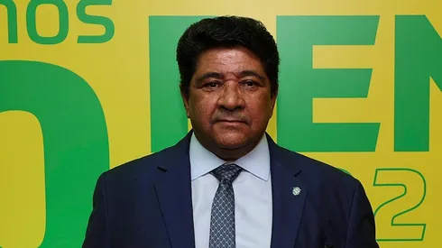 Revista inglesa elege árbitro como ‘vilão’ e surpreende Ednaldo Rodrigues