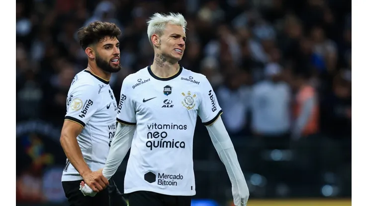 Foto: Marcello Zambrana/AGIF - Róger Guedes vem sendo monitorado no mercado da bola
