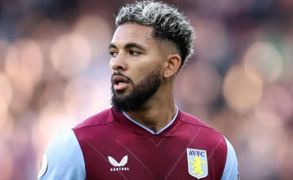 Douglas ainda nos tempos de Villa. Foto: Catherine Ivill/Getty Images