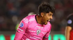 Raul Sifuentes / Correspondente / Getty Images - Luis Segovia, zagueiro.