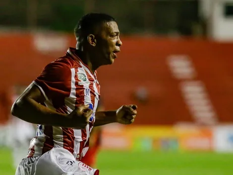 Júlio comenta expectativa para titularidade e abre o jogo sobre pré-temporada