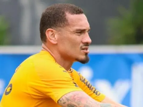 Maicon recebe investida para deixar o Santos e decide onde vai jogar