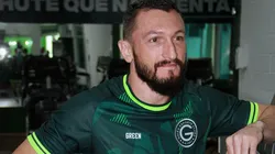 Foto: Rosiron Rodrigues/GEC - Sander é destro e joga na lateral-esquerda