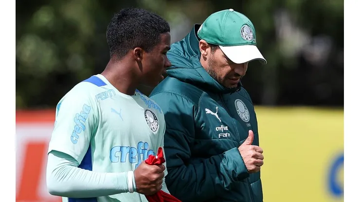 Foto: Cesar Greco/Palmeiras/Divulgação - Abel Ferreira e Endrick: técnico está atento a joias da base do Verdão
