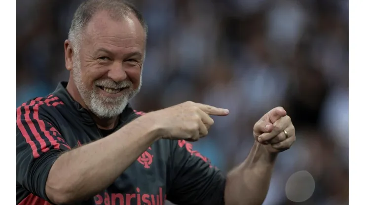 Foto: Jorge Rodrigues/AGIF - Mano Menezes: técnico aprovou desempenho do guri do Inter