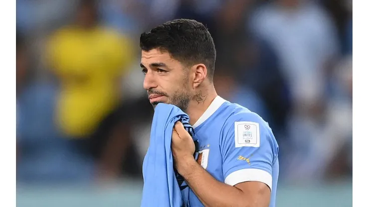 Suárez devolve contrato ao Grêmio e deixa tricolores apreensivos com negociação